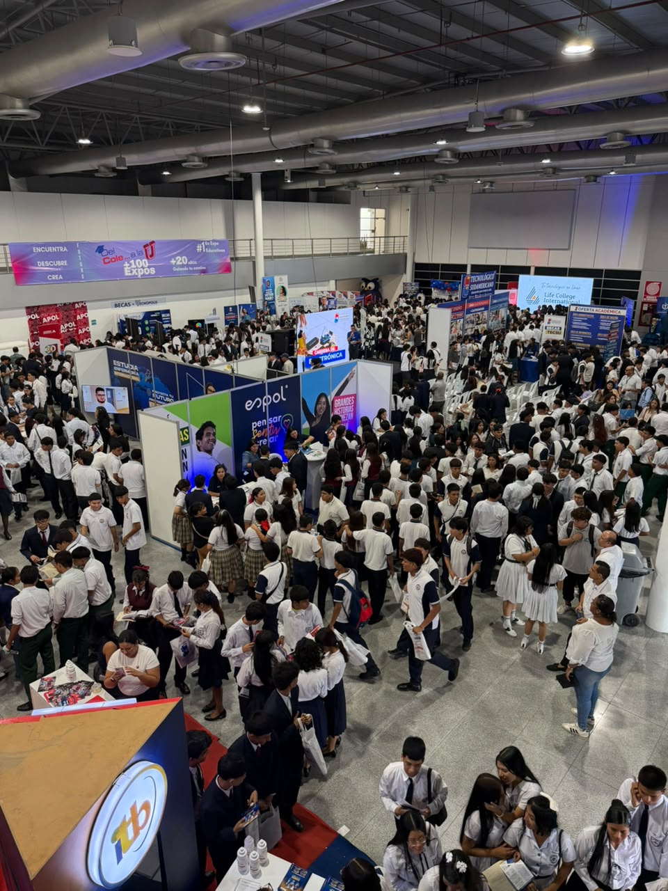 ESTUDIANTES DE VARIOS COLEGIOS APOSTARON POR LAS BECAS QUE OFRECE EL INSTITUTO TECNÓPOLIS